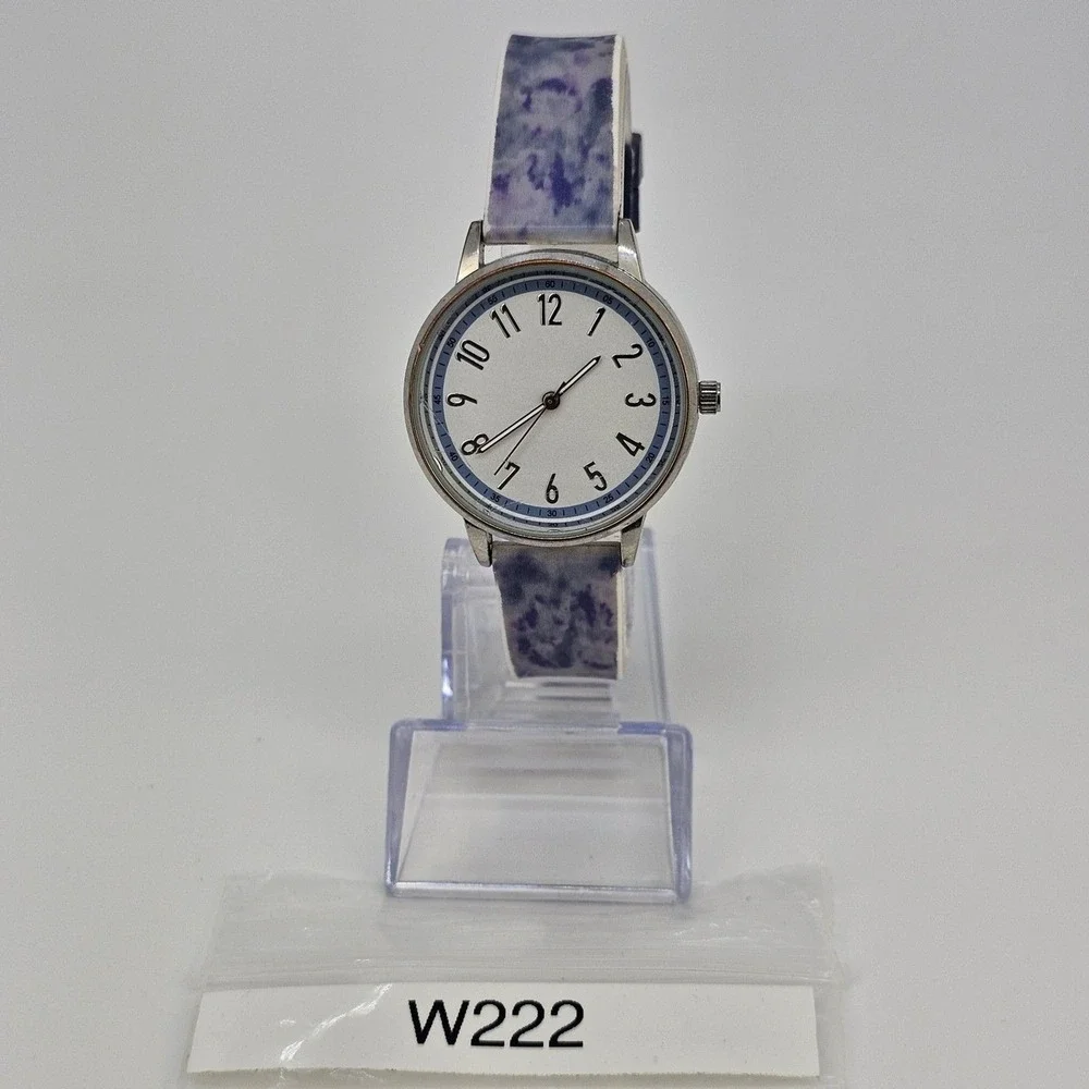 Women's Watch 35MM Gray Dial Floral‎ Plastic Band Straps New Battery